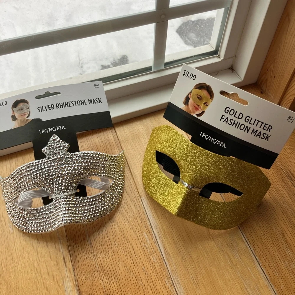 NEW Masquerade Halloween City Masks
